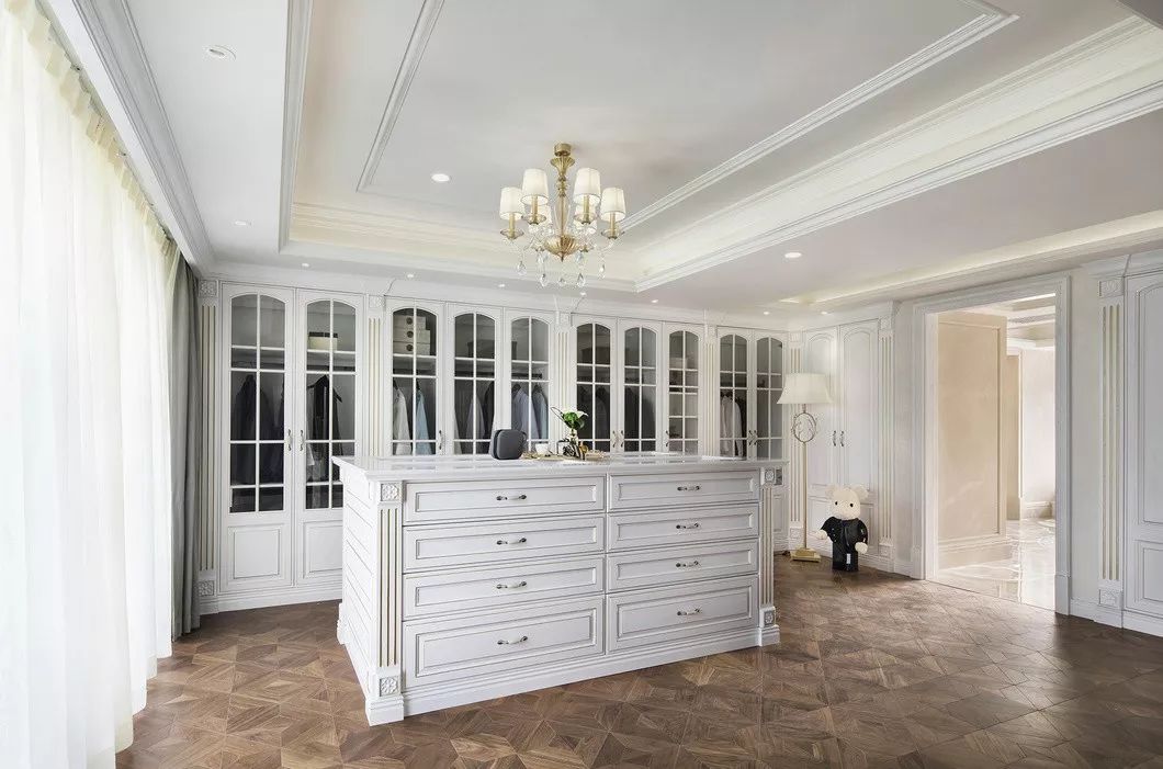 简欧风格别墅装修设计效果图-天湖郦都别墅450平米-别墅衣帽间装修设计 简欧风格别墅装修设计效果图-天湖郦都别墅450平米-别墅衣帽间装修设计