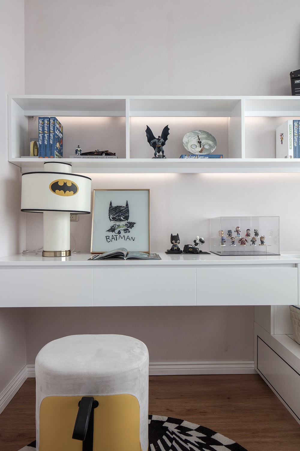 法式复古风格室内家装案例效果图-儿童房书桌 法式复古风格室内家装案例效果图-儿童房书桌